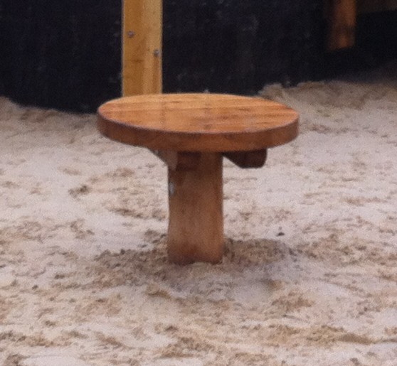 Sandspieltisch aus Robinie