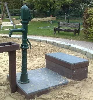 Podest für die Wasserpumpe